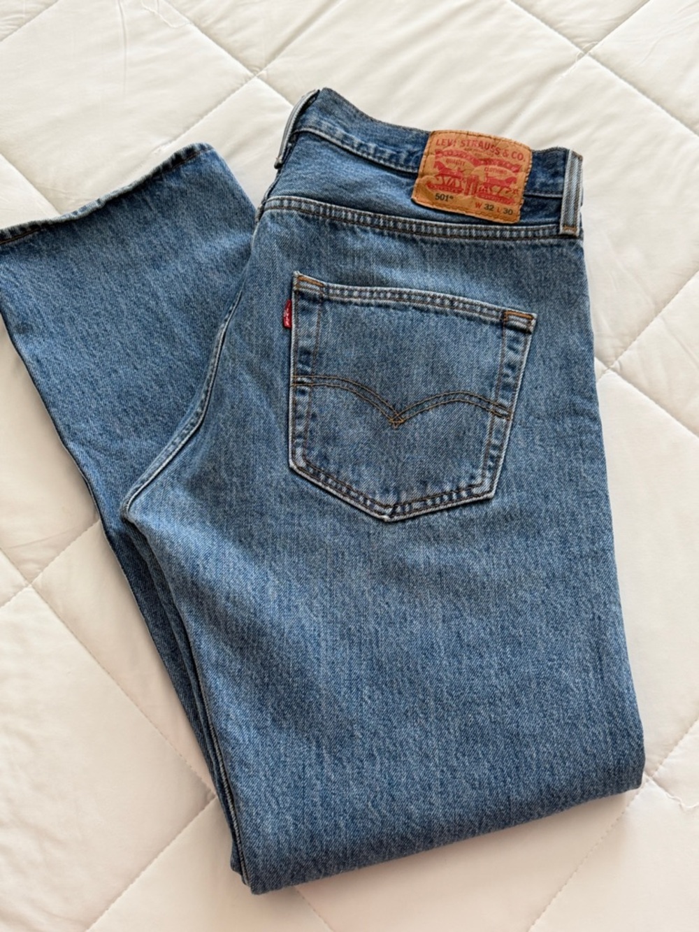 Levi's Men's Classic Straight Blue Denim Jeans